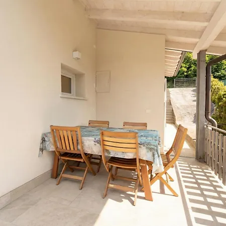 Holiday home Bianca Idro